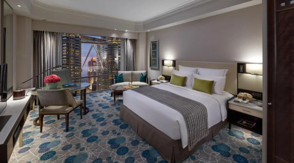 Twin Towers View Room King Bed at Mandarin Oriental Kuala Lumpur