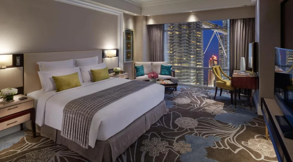Twin Towers View Connecting Room King Bed at Mandarin Oriental Kuala Lumpur