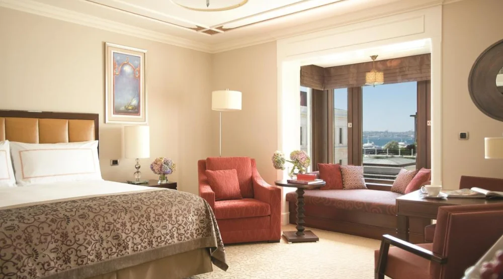 Deluxe Room King Bed at Four Seasons At The Bosphorus
