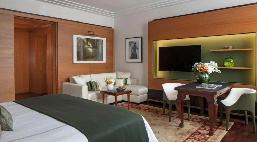 Studio Suite Garden View King at Four Seasons Hotel Milano