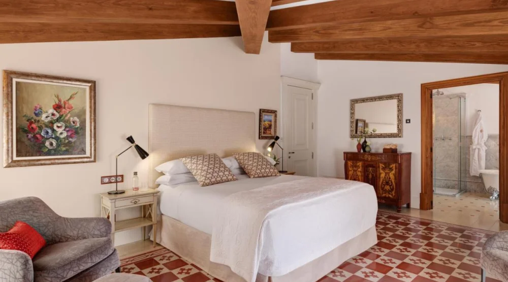 Superior Junior Suite at Gloria De Sant Jaume