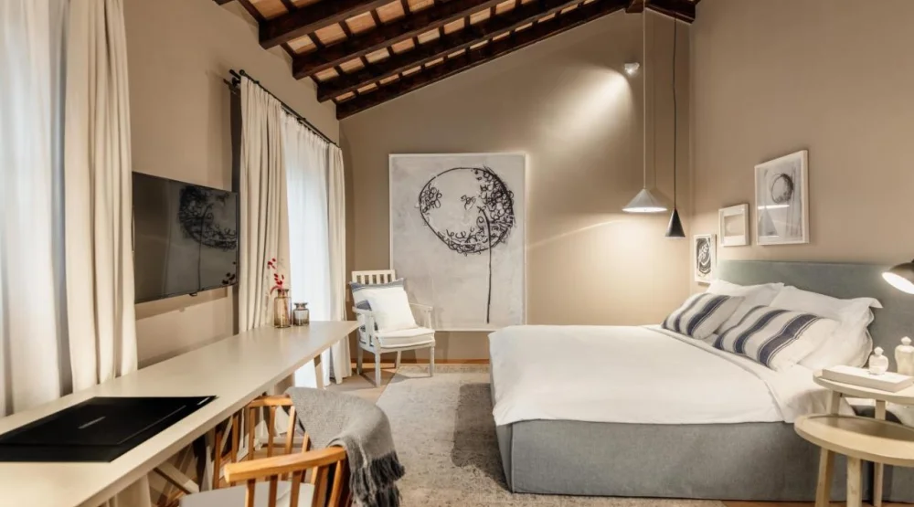 One Bedroom Residence with Terrace and Garden at Meneghetti Wine Hotel & Winery