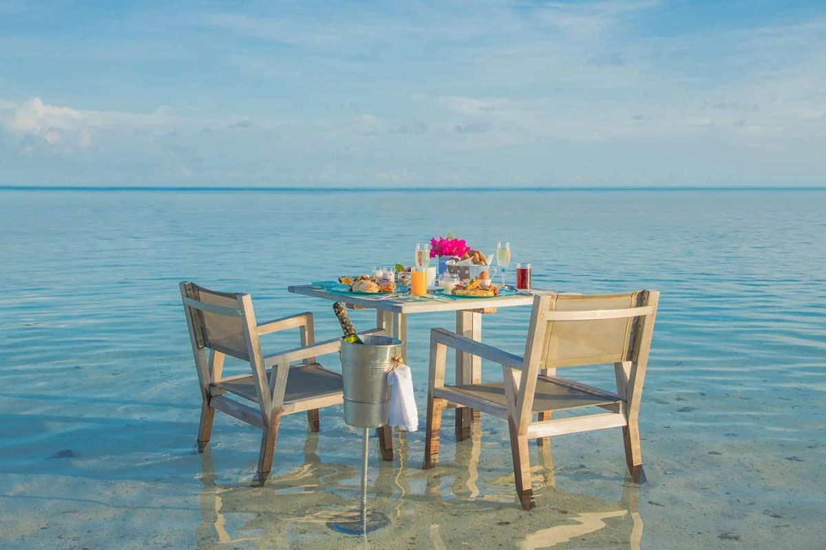 Komandoo Island Resort