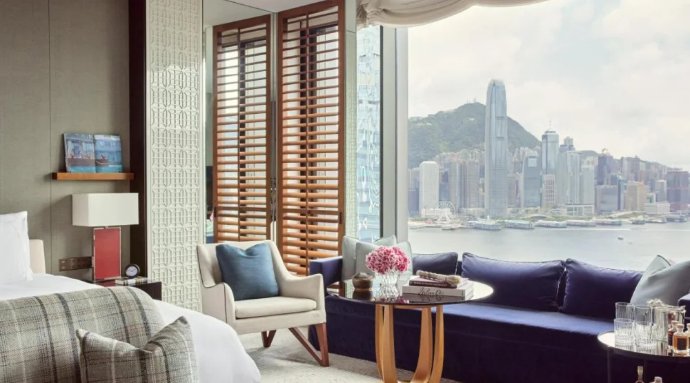 Club Premier Harbor View Room King at Rosewood Hong Kong
