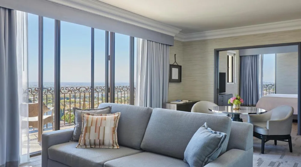 Corner King Suite at Beverly Wilshire, A Four Seasons Hotel