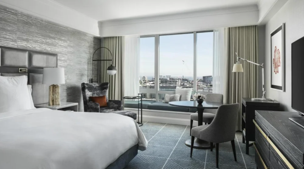 Deluxe King Room at Four Seasons Hotel San Francisco