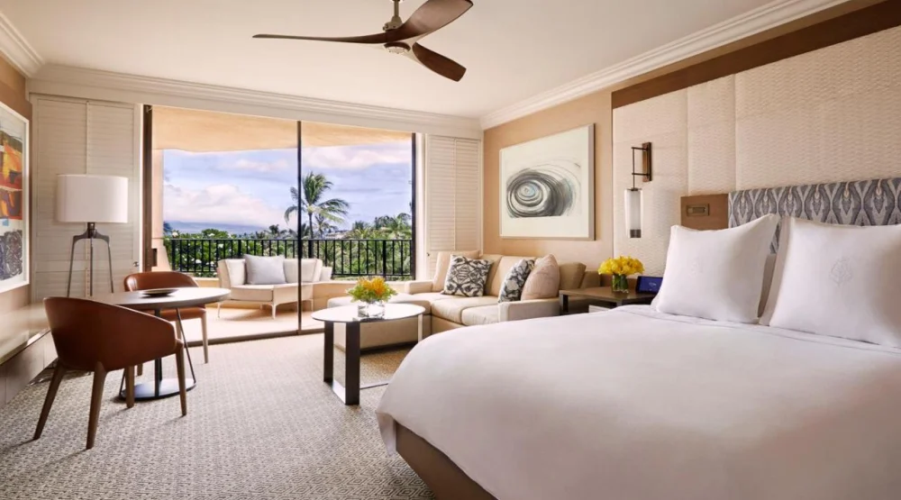Deluxe King Room with Ocean View at Four Seasons Resort Maui at Wailea
