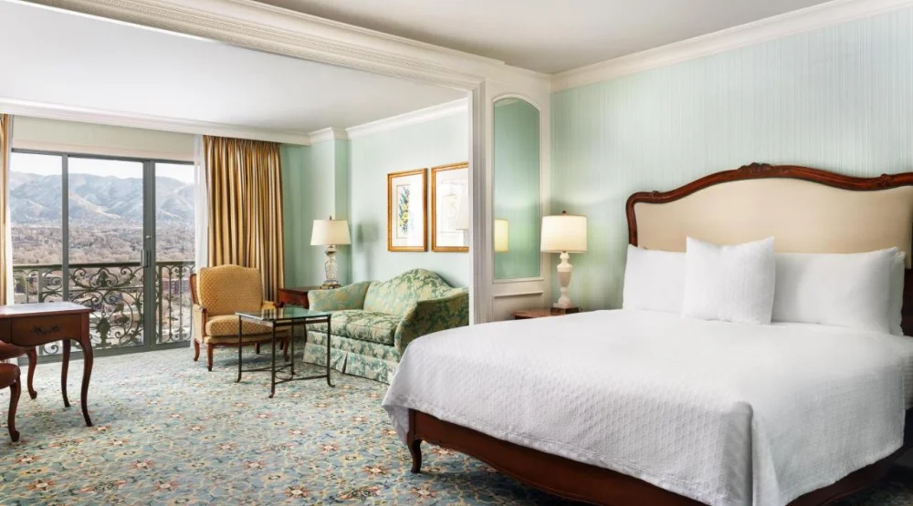 Premier View Corner Room One King at Grand America Hotel