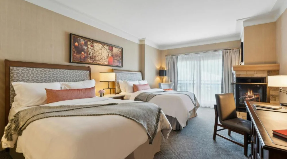 Deluxe Guest Room, Two Queen, Valley View at The St. Regis Deer Valley