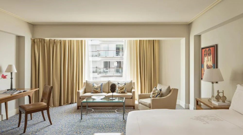 Deluxe Junior Suite at Miraflores Park, A Belmond Hotel