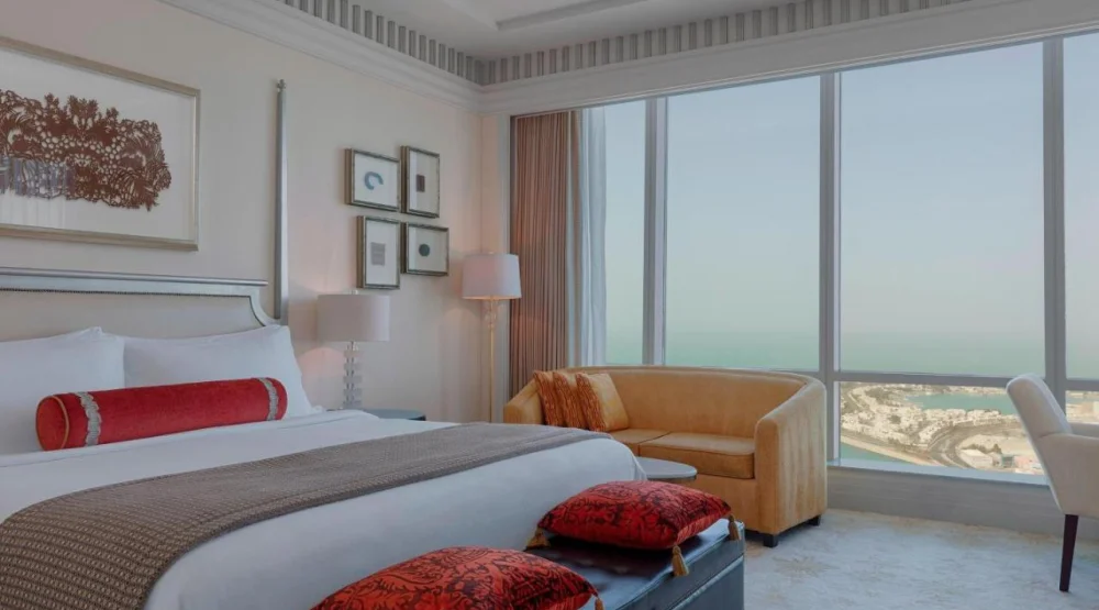 Superior Sea View Room, Guest Room, One King, Sea View at The St. Regis Abu Dhabi