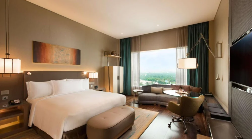 Deluxe King Room at Conrad Pune