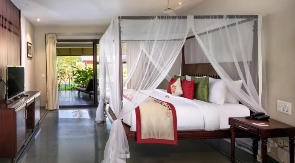 Deluxe King Room at Niraamaya Retreats Backwaters & Beyond