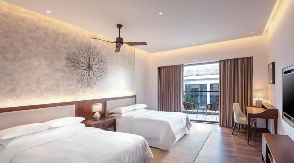 Deluxe Twin Room at Sheraton Grand Chennai Resort & Spa