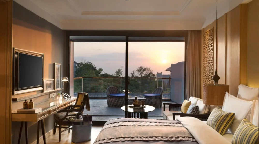 Standard King Room with Partial Ocean View at Hotel Indigo Bali Seminyak Beach