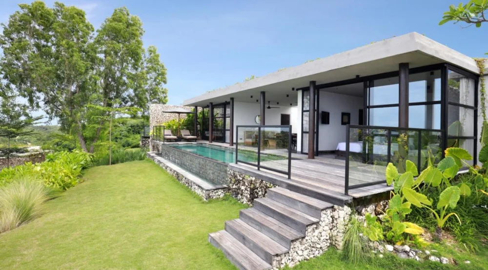 Two Bedroom Pool Villa with Sea View at Maua Nusa Penida