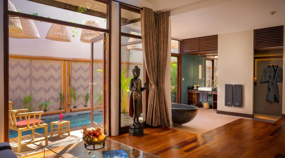 Suite with Private Pool at Heritage Suites Hotel