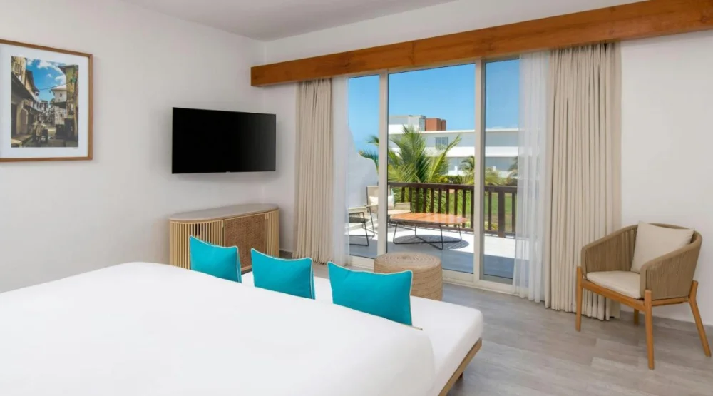 Deluxe King Room with Balcony at Le Mersenne Zanzibar Autograph Collection