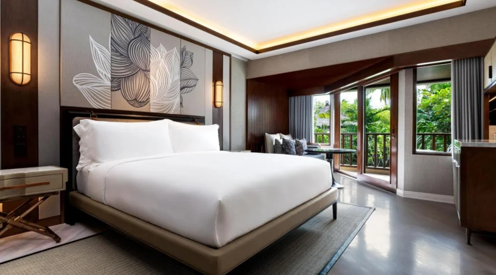 Deluxe Garden View, Guest Room, One King, Balcony at The Laguna Luxury Collection Resort & Spa