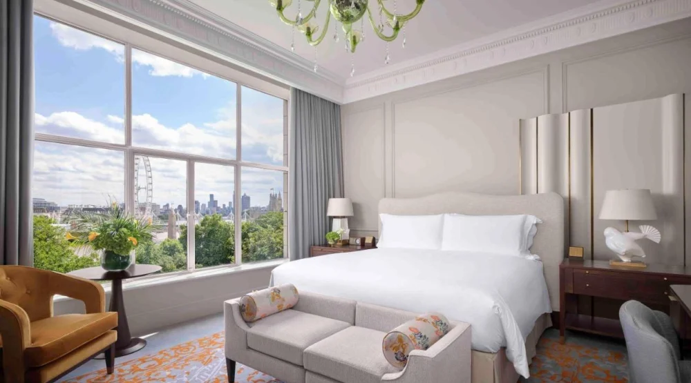 Luxury King Room with River View at The Savoy
