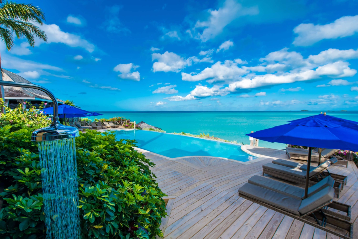 Cocobay Resort