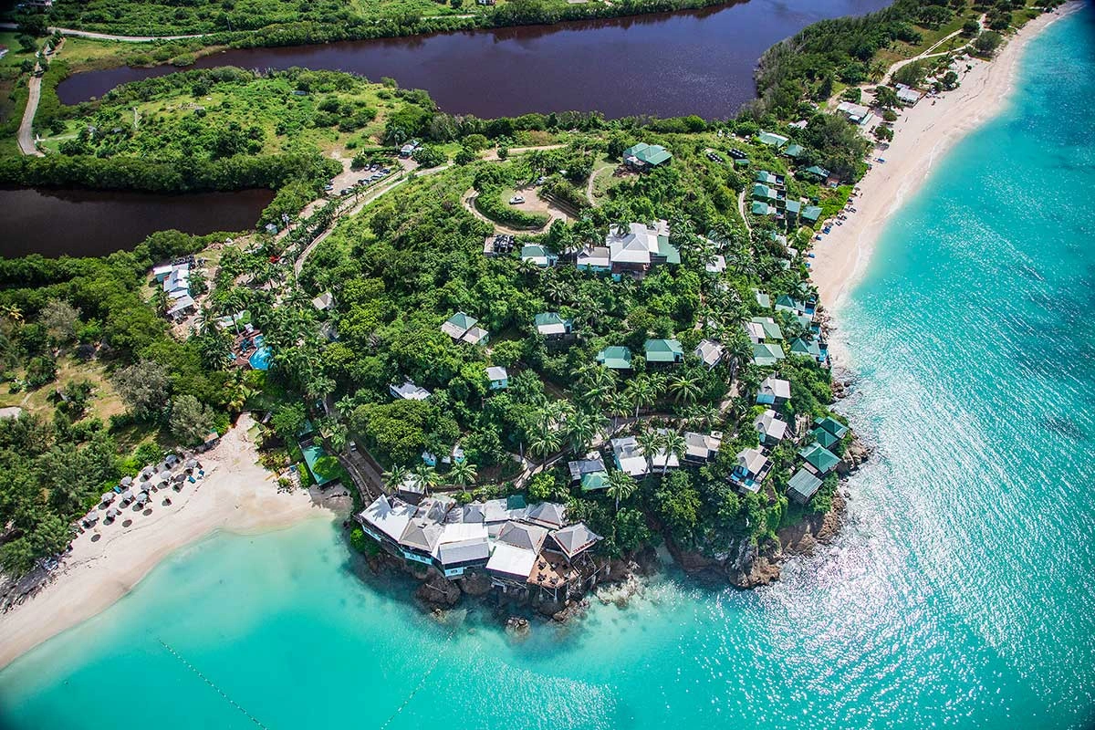 Cocos Hotel