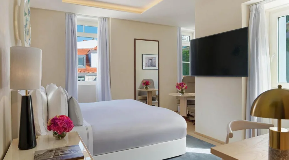 Grand Deluxe Double Room at The One Palacio Da Anunciada