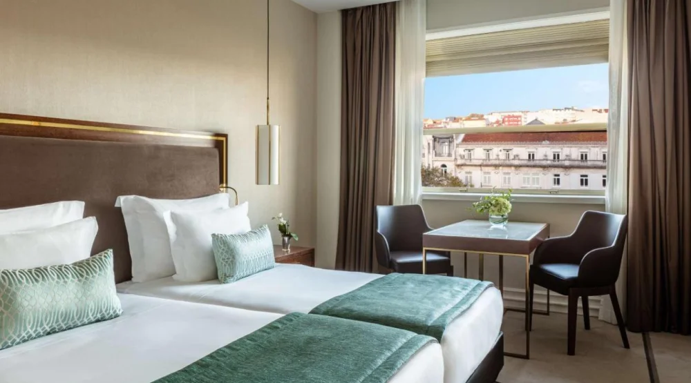 Deluxe Room with River View at Tivoli Avenida Liberdade