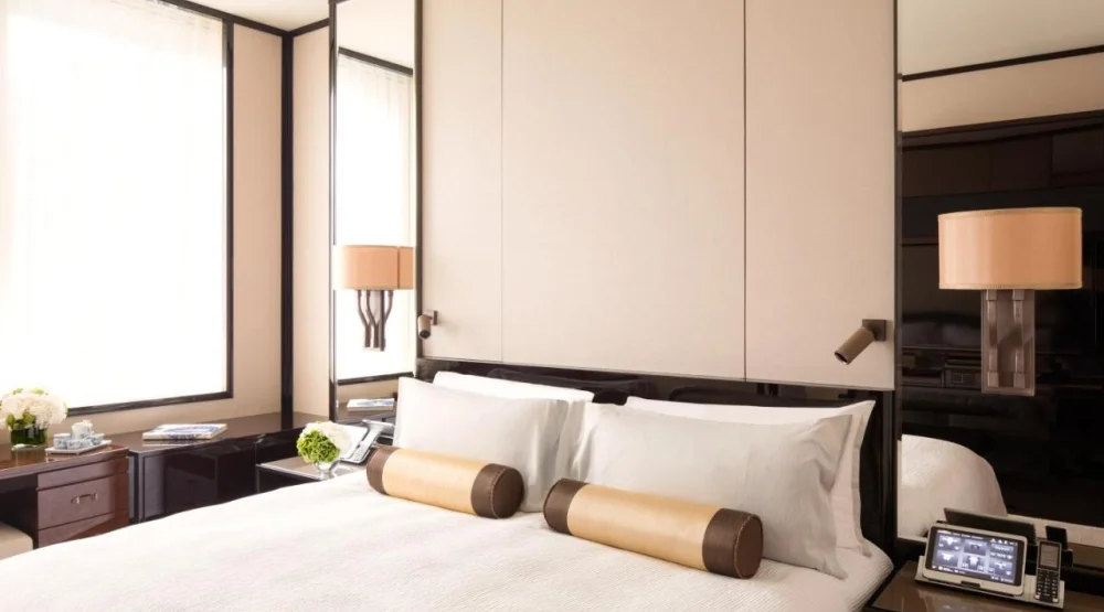 Superior Courtyard Suite at The Peninsula Hong Kong