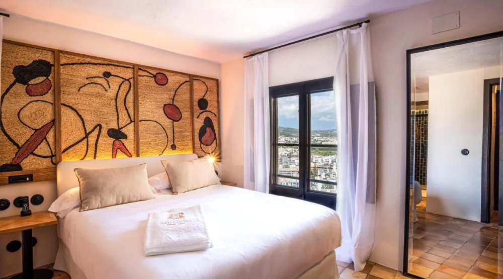 Deluxe Room at La Torre Del Canonigo
