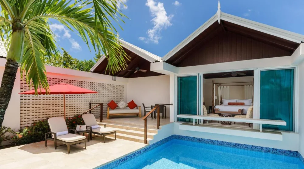 Luxury Almond Pool Suite at Spice Island Beach Resort