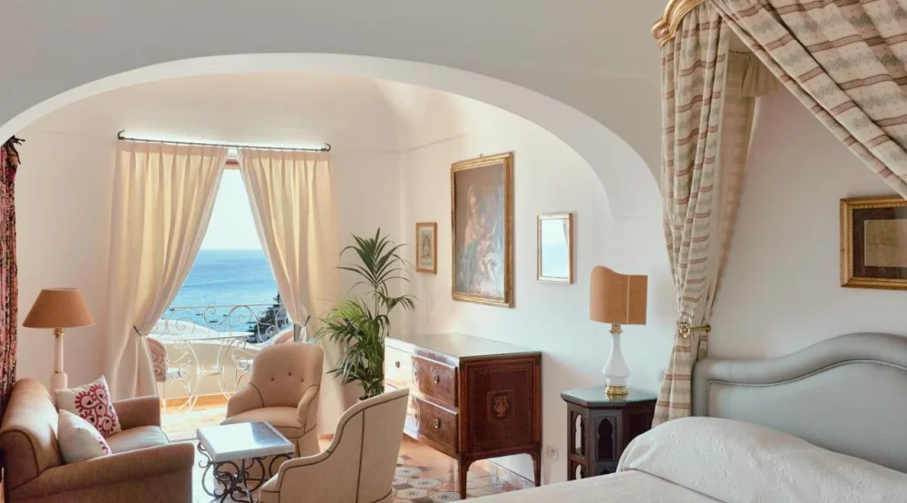 Standard Double Or Twin Room with Sea View at Le Sirenuse