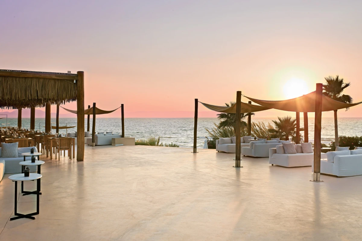 Mandola Rosa, A Resort to Live