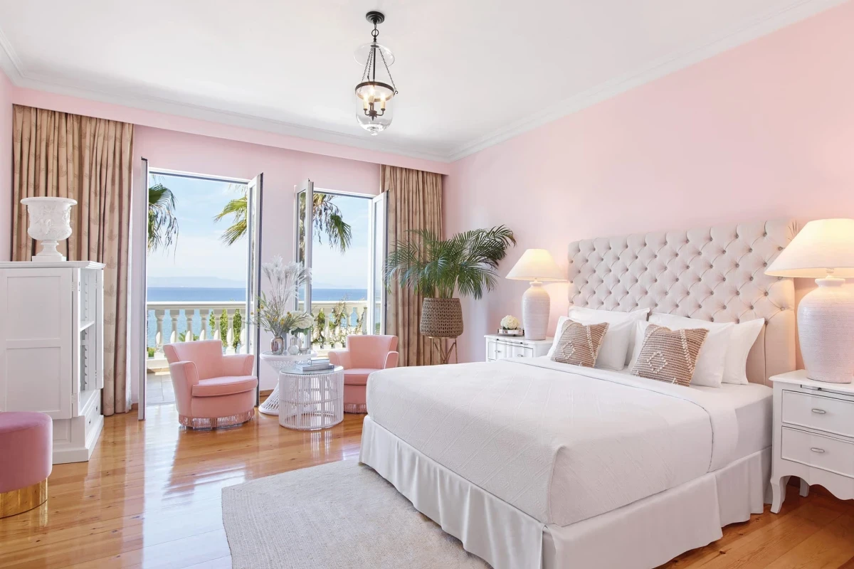 Mandola Rosa, A Resort to Live