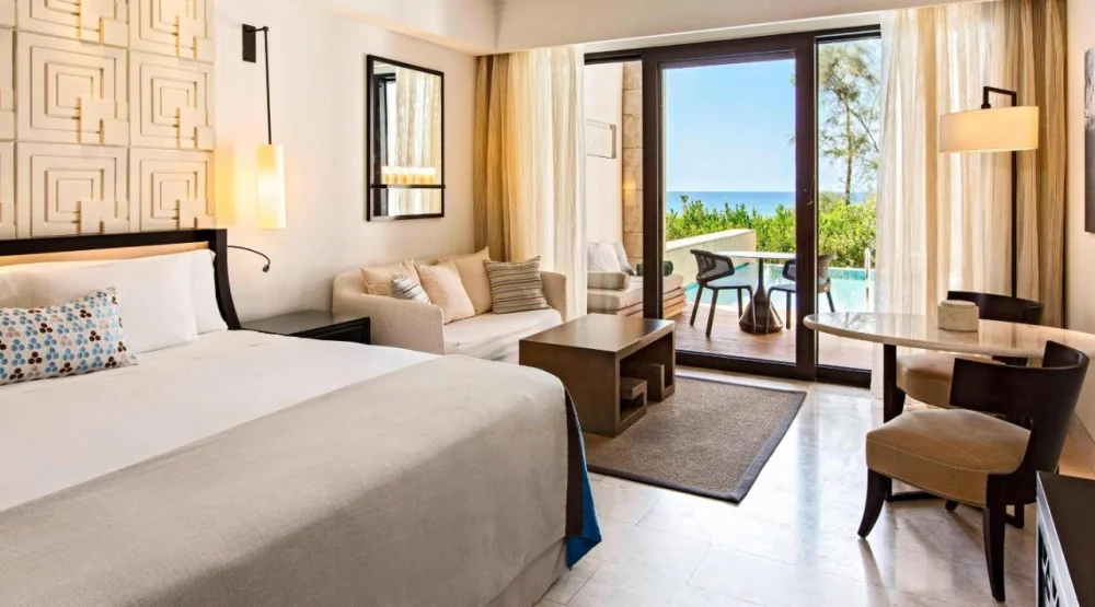Premium Infinity Sea View King Private Pool at The Romanos, a Luxury Collection Resort