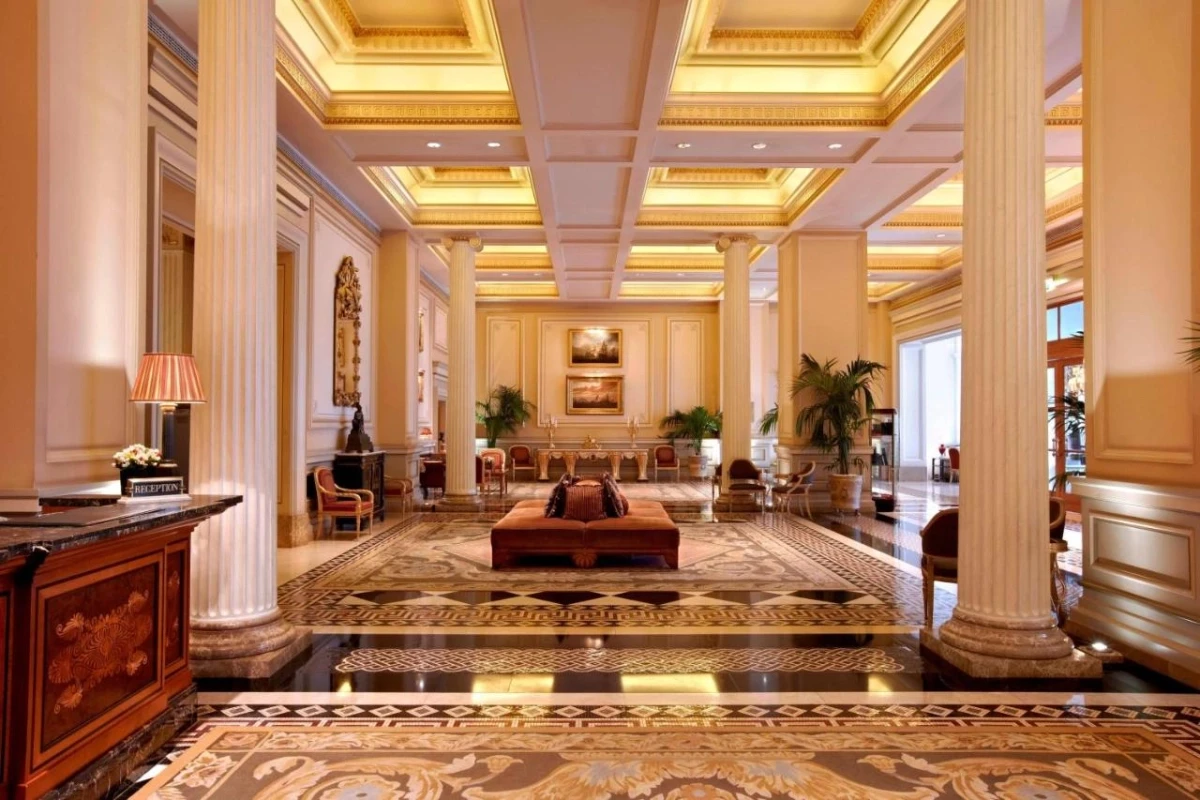 Hotel Grande Bretagne, a Luxury Collection Hotel
