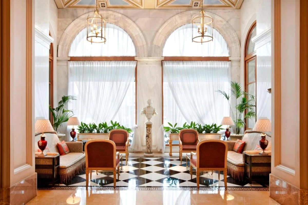 Hotel Grande Bretagne, a Luxury Collection Hotel