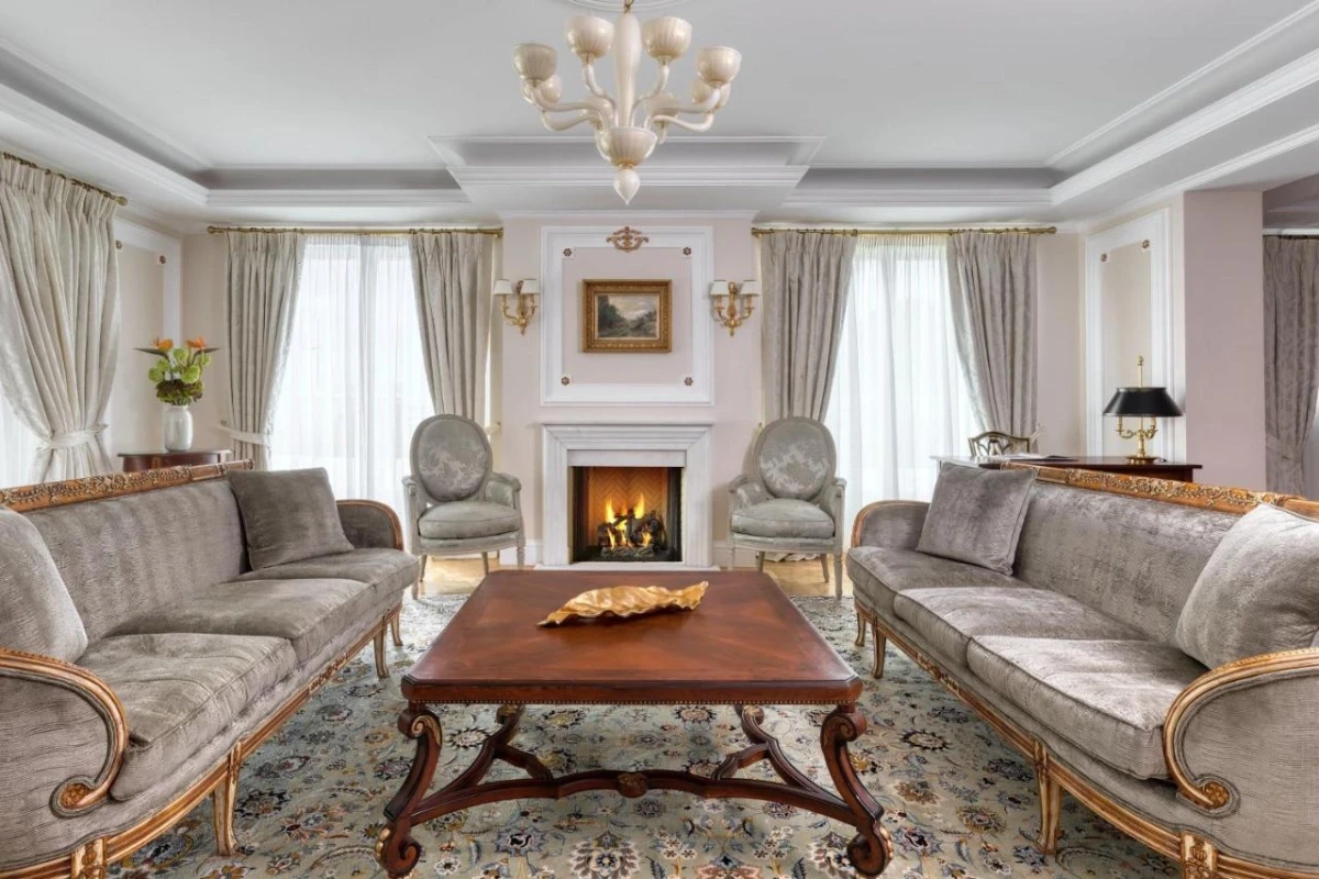 Hotel Grande Bretagne, a Luxury Collection Hotel