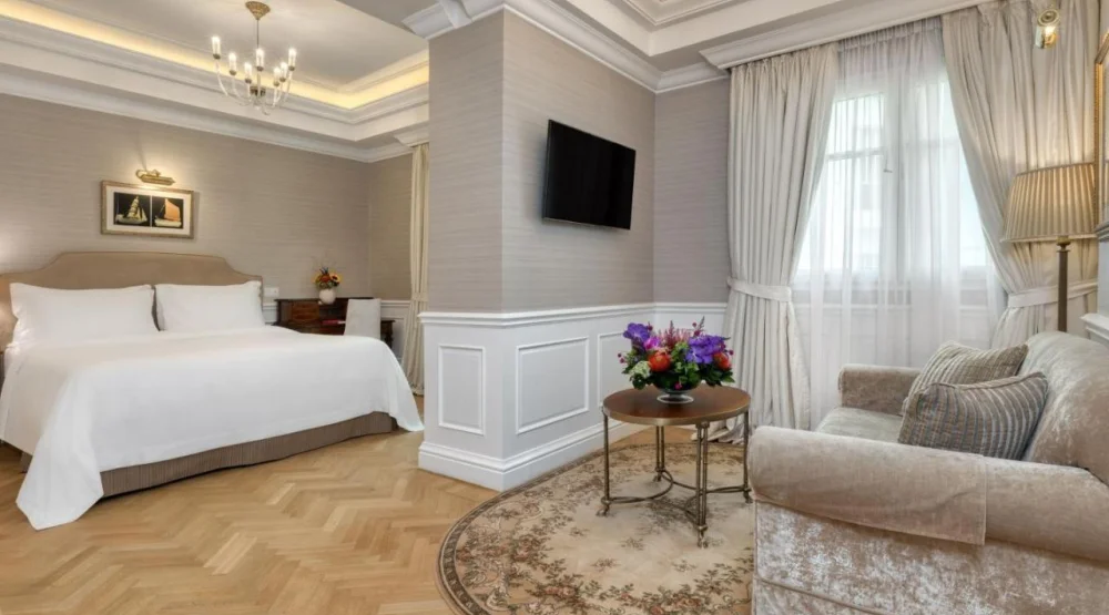 Junior Suite One Bedroom at King George, a Luxury Collection Hotel