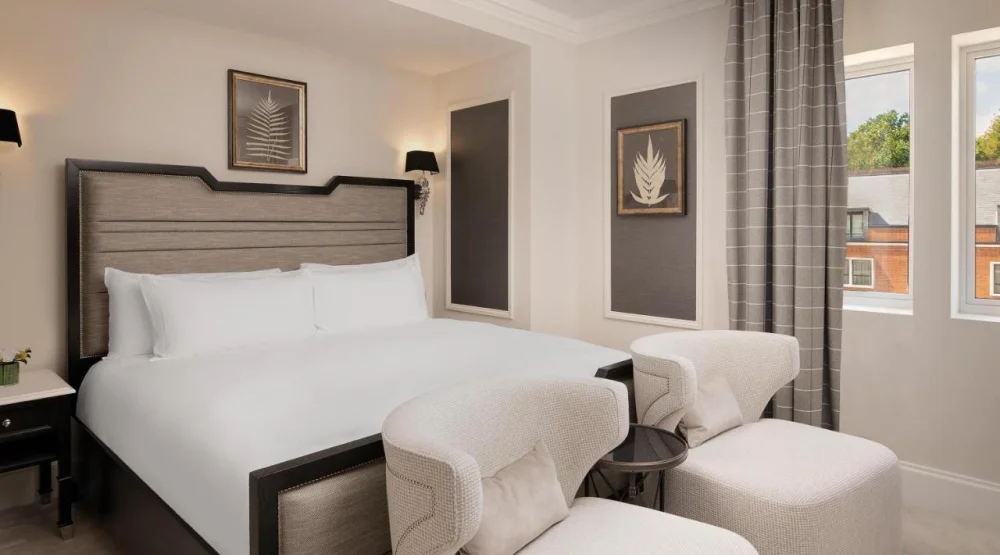 Luxury Two Bedroom King Suite at Fairmont Windsor Park