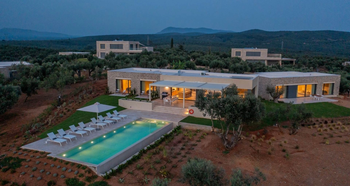 Irida Villa